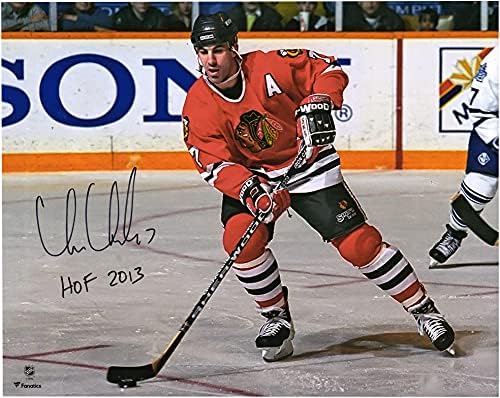 כריס צ'ליוס שיקגו בלקוהוקס חיצה חתימה של 16 x 20 בצילום החלקה על ג'רזי אדום עם כתובת HOF 13 - תמונות NHL עם חתימה עם חתימה