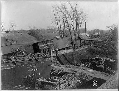צילום היסטורי: תאונת משא מרכזית במיין, תאונת רכבת,קרונות רכבת, ר. ר., 12 ביולי 1912